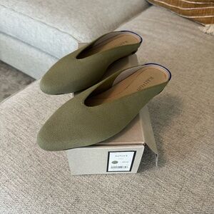 Rothy's The Almond Demi in Cedar